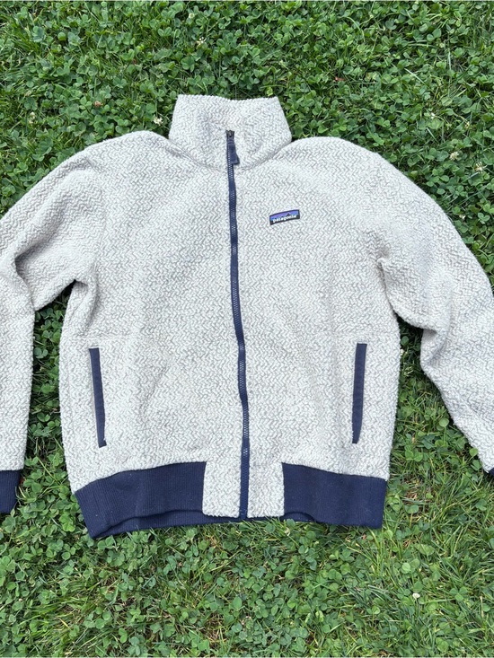 Patagonia Other - Patagonia Cream Fleece Zip-Up Hoodie with Navy Trim